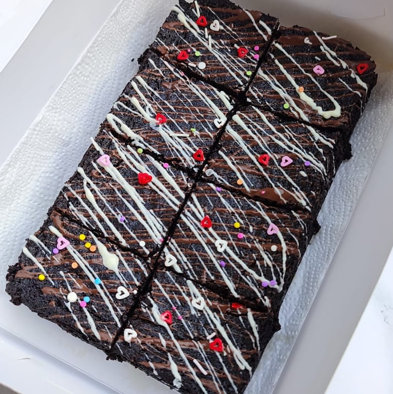whippedit's tweet photo. Decadent chocolate fudge brownies at only 700/= for the entire box 😍😍😍
Does it get any better than this!!?😋😋
Order yours today on 0741135710
.
#brownies #fudge #chocolate #gorgeous #yummy #decadent #chocolovers #kenyanbakers #whipped https://t.co/umGjNbm0p2