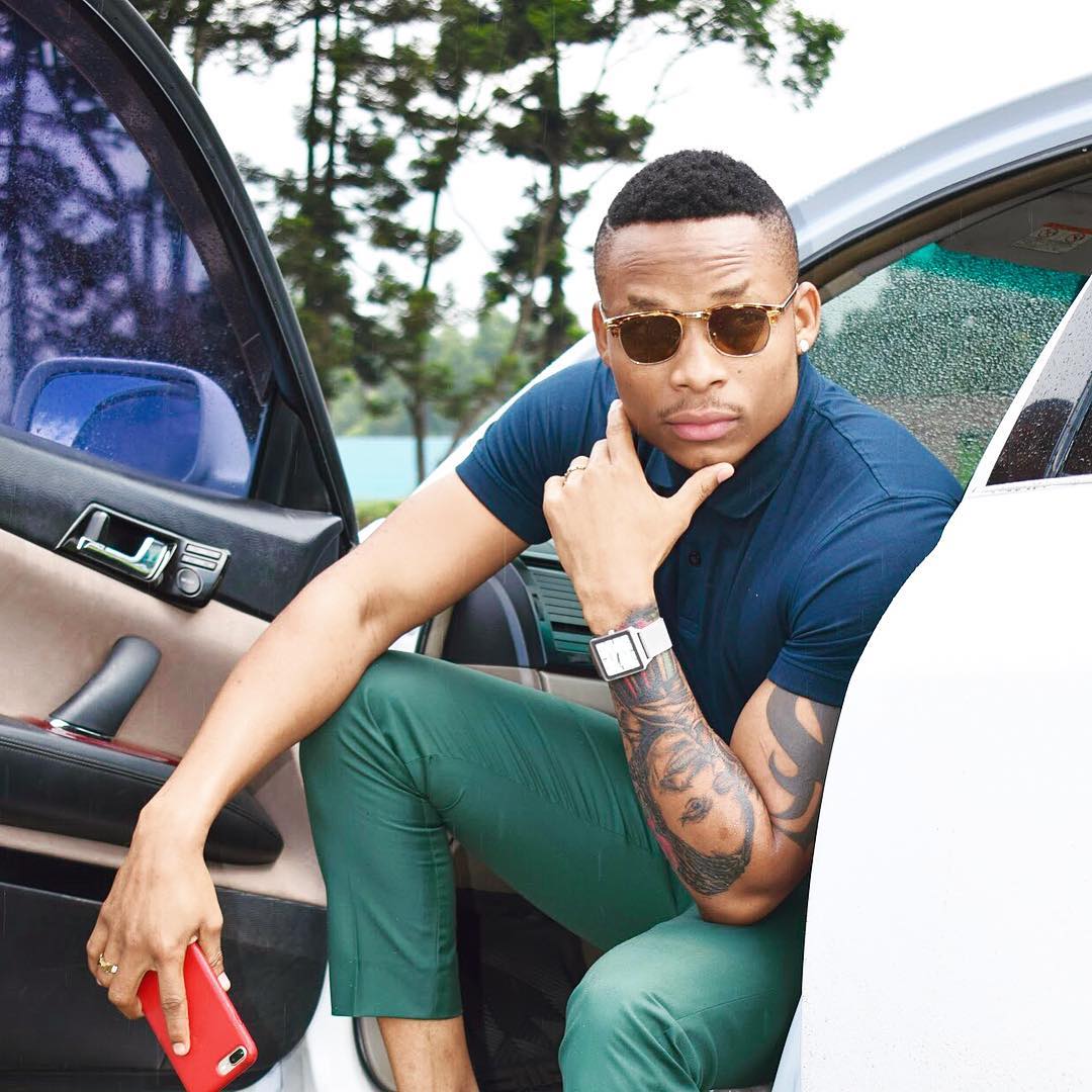 Can we settle this, who should take the flag. Retweet 💦 mwana wa Khadija
                Like ❤️ Otile brown
#ArrestEchesa