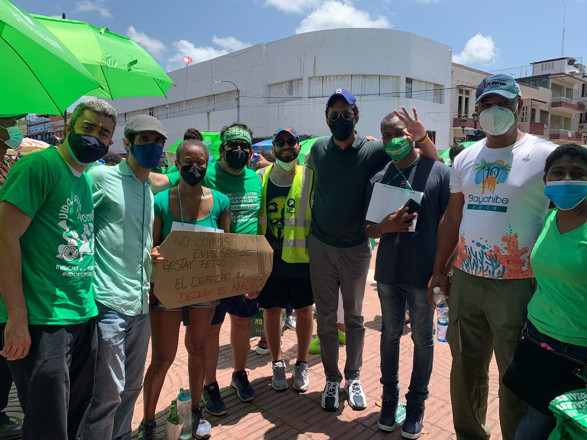 BartolomePujals's tweet photo. Sabemos de donde venimos y a las causas que nos debemos. Desde @EPQRD las seguiremos defendiendo en donde sea que estemos. Nuestro compromiso es con la ciudadanía. #lascausalesvan💚💚💚 https://t.co/pS6Ca6Hhpg