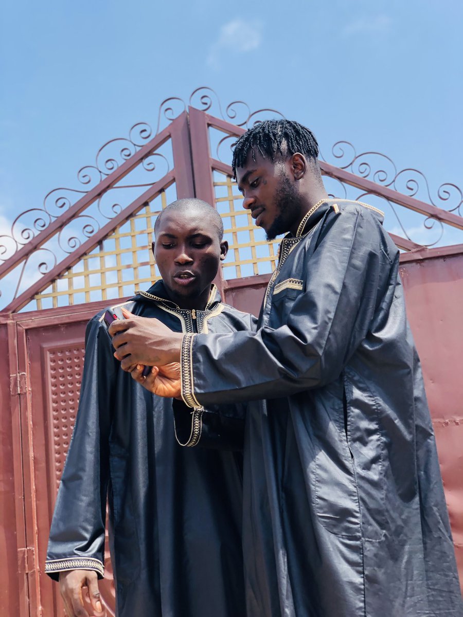 WfHsss's tweet photo. I was Brought Up From a Hood where they will give u Agbo in d Morning instead of Tea!! Just To remind You that it's not  everytime Happiness &amp; Joy Come in d Morning! You Gotta Learn how  too See the Good in Every Situation🙏🏽 https://t.co/oNDBiOgoGo