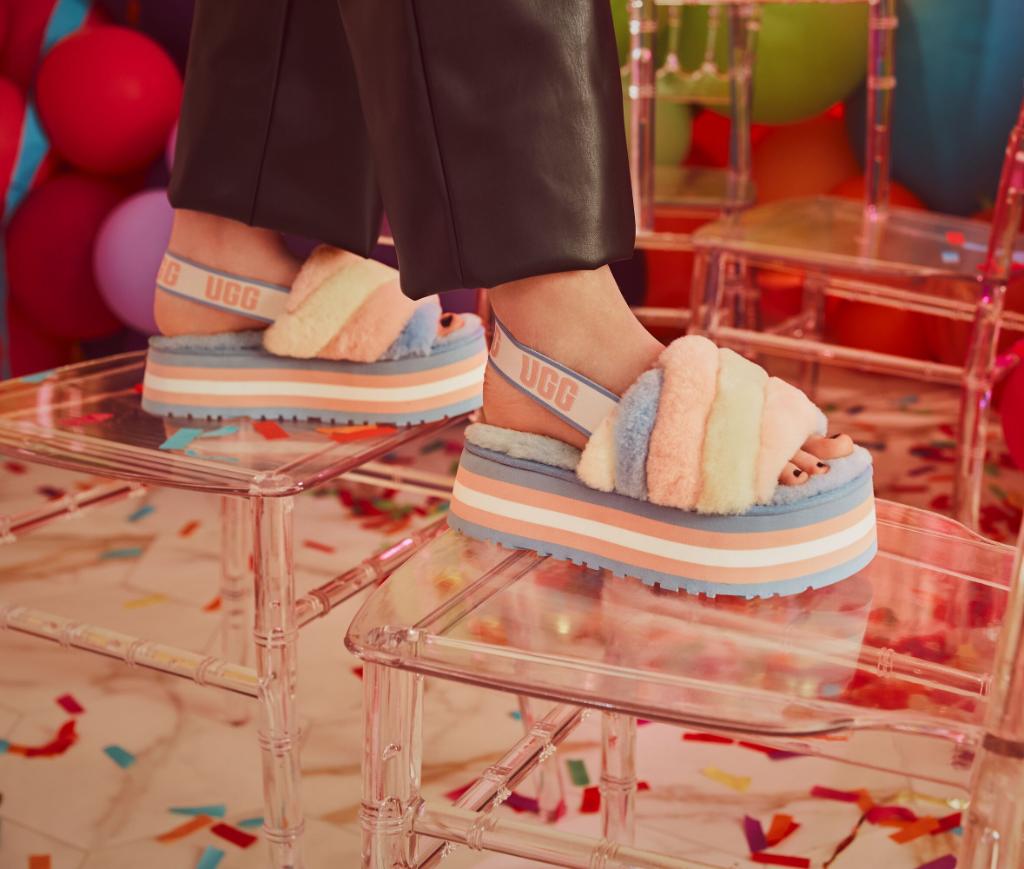 disco stripe slide ugg