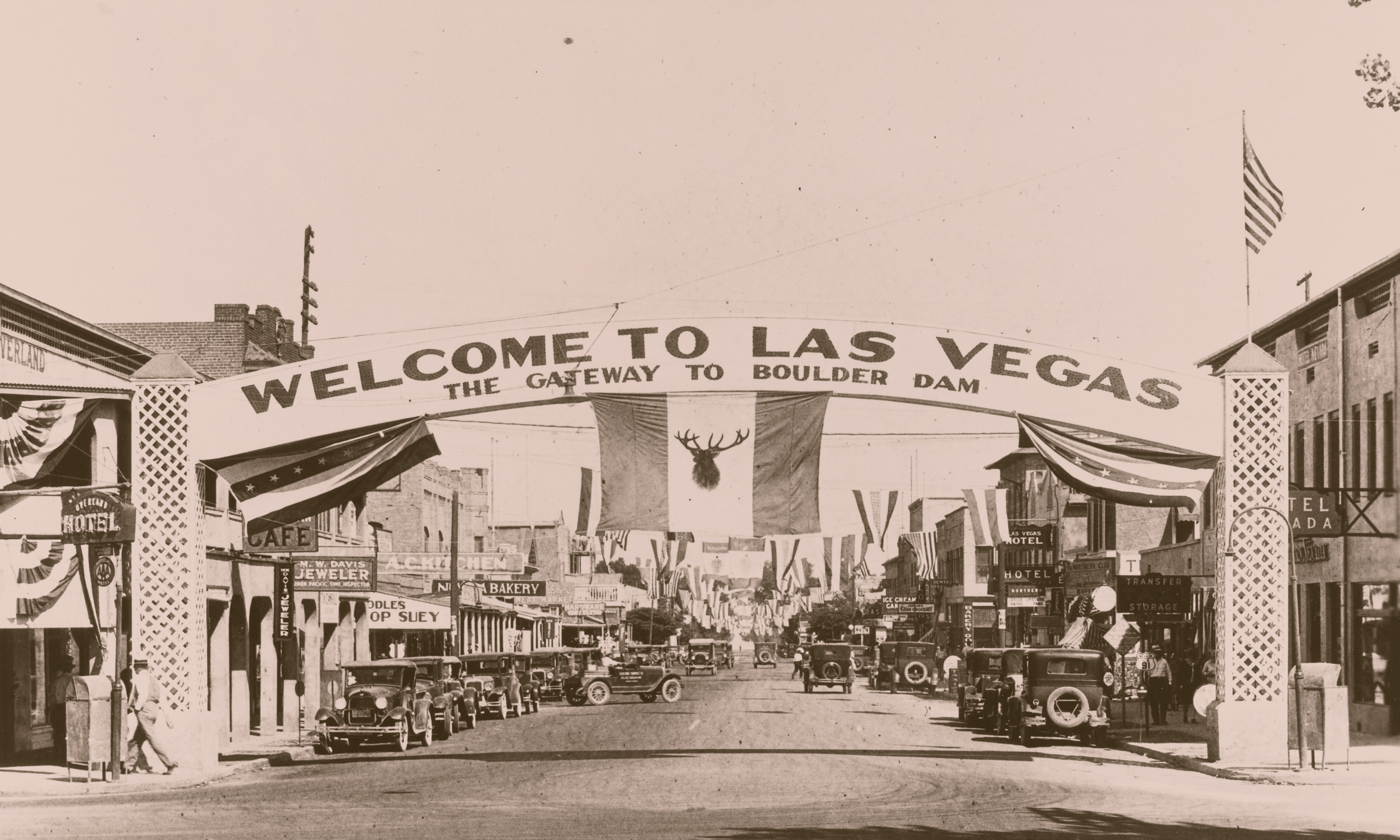 Лас вегас автозавод. Старый лас вегас. Лас вегас 1905 год. Лас вегас 1905 год. Вегас америка.