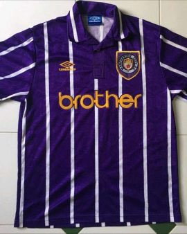 YfsMarketplace's tweet image. Pour les puristes du vintage, nouvel arrivage de 🔥🔥🔥
👉yourfootballshirt.com