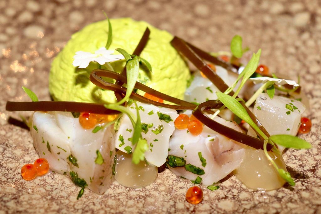 LaurasWorldza's tweet photo. Recently, we were invited to experience an evening with Chef Candice Philip at Basalt that proved to be an intimate, and fabulous affair.
https://t.co/bfNT83ehDN
#LaurasWorld
#Basalt
#ThePeechBoutiqueHotel
#laurasdinethepeech
#BasaltJHB
#ThePeechHotel https://t.co/GKxVDFiAOo