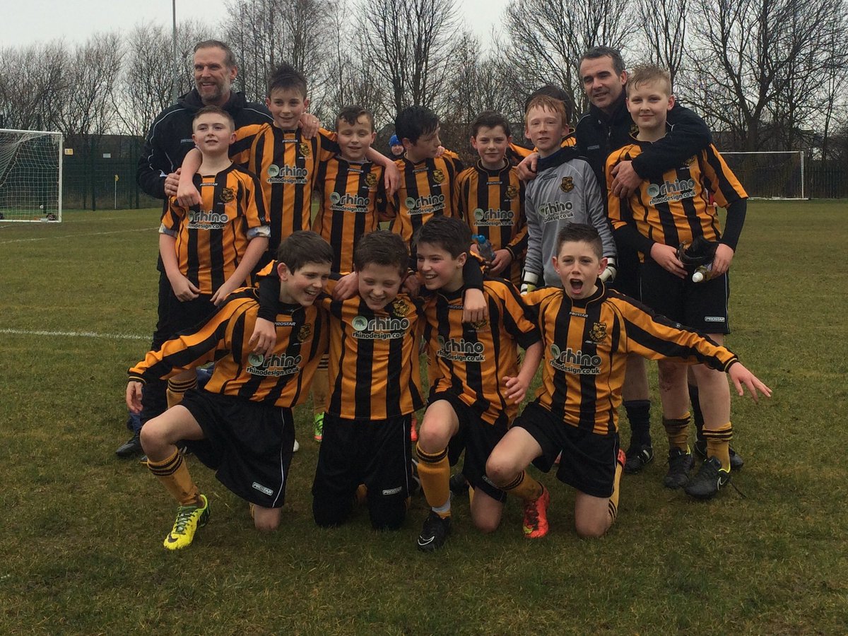 How it started to how it finished 3 times cup winners 🏆🏆🏆🧡🖤🍻
