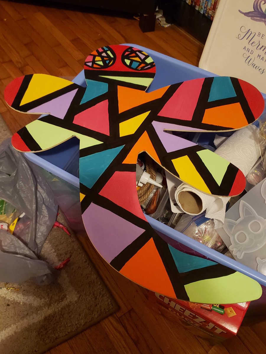 KTCantHandle's tweet photo. Me and my roommate is trying to start a small business! Who would buy stuff like this and how much would you pay? Custom orders welcome. None of these are above $45. What do you guys think? https://t.co/XUkXpljeKN