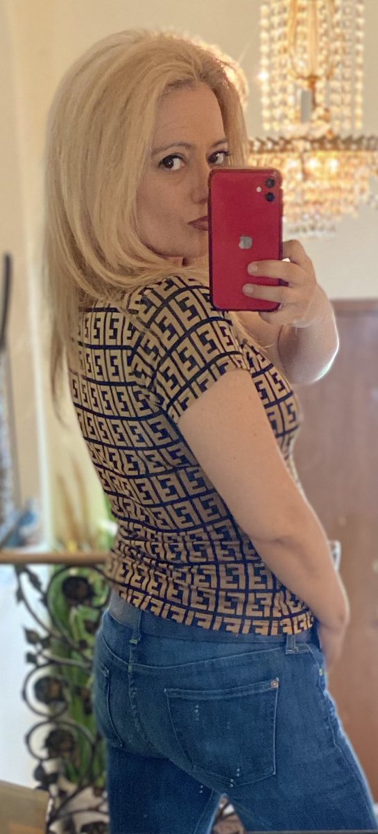 loradiakonov's tweet photo. Stop biting your lip and start biting mine!
#selfie #sexy #bitemylips https://t.co/ki1jBKYDL0