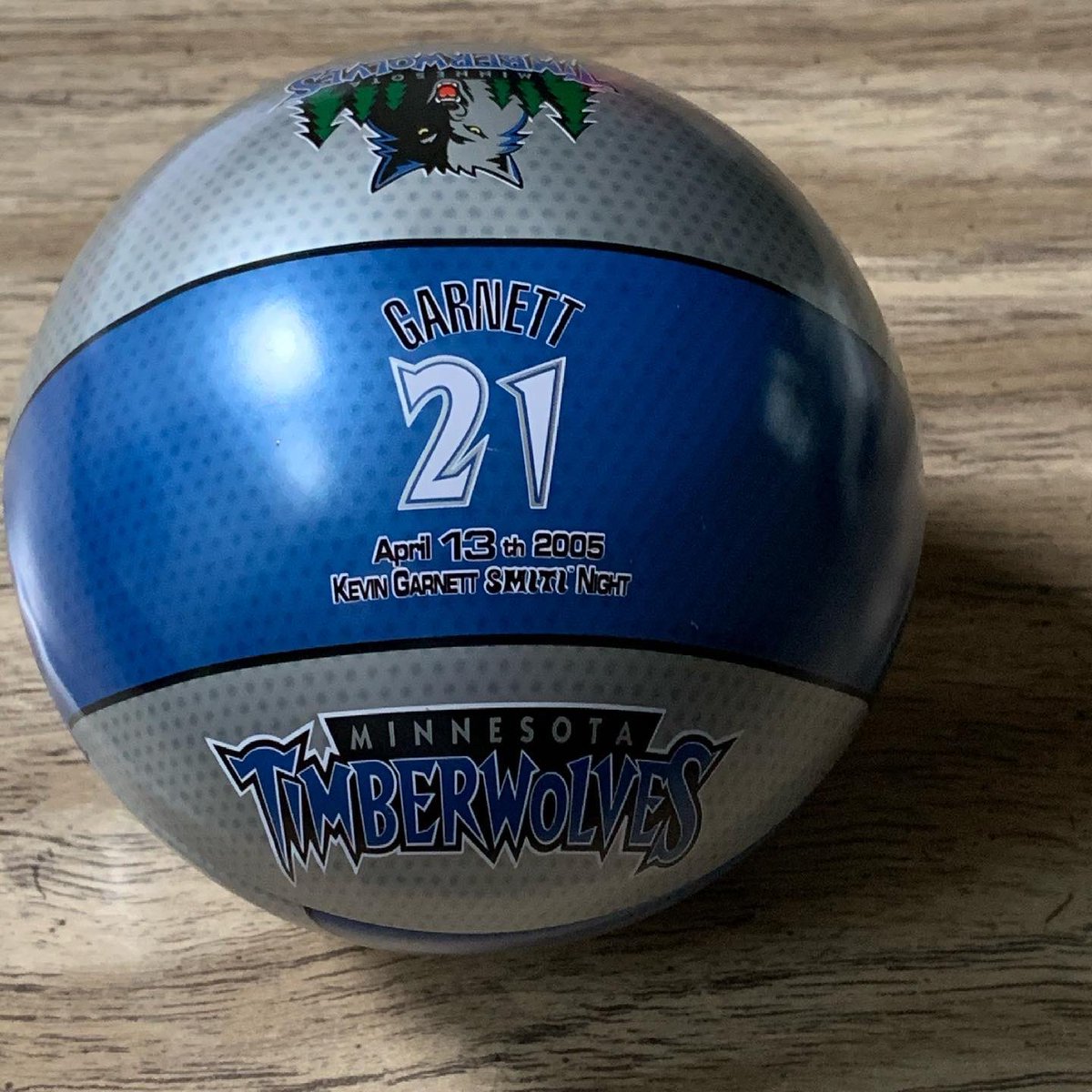 MinnesotaMunn's tweet image. Today’s @Timberwolves trip down premium item give away memory lane is an ode to the HOF week of @KevinGarnett5KG  and the KG Smiti #FanXFavs #Twolves