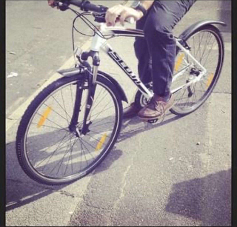 ferg2112's tweet image. STOLEN BIKE Anyone around the Edinburgh area locate this boy would appriciate it back 🙄 #hybridbike #runaround #useful #stolen #scottsportster #zeroluck #slateford #edinburgh @policescotland