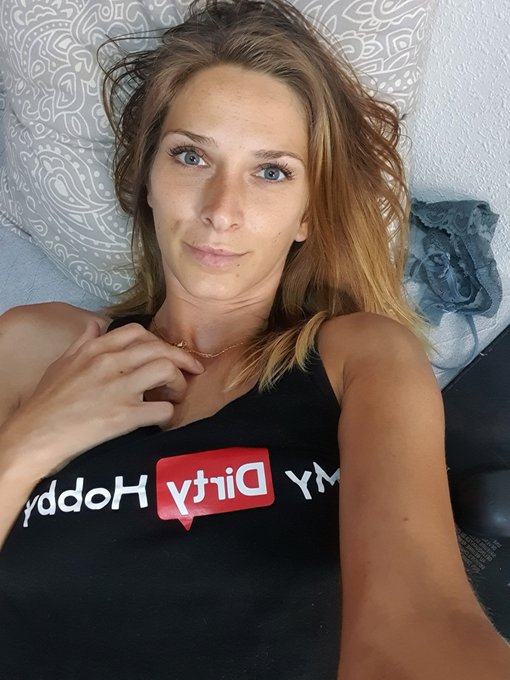 Hei&szlig;en Feiertag 😛😛😛 Ab 21h online zum 💦💦👌 @MDHRelationship @MyDirtyRelatio1 @mydirtyhobby https://t.<a class="tags" target="_blank" title="On Twitter" href="/?out=eyJ0eXAiOiJKV1QiLCJhbGciOiJIUzUxMiJ9.eyJpYXQiOjE3MjMwODcwNTIsImlzcyI6InR3cG9ybnN0YXJzLmNvbSIsIm5iZiI6MTcyMzA4NzA1MiwiZXhwIjoxNzU0NjIzMDUyLCJyZWRpcmVjdF91cmwiOiJodHRwczovL3R3aXR0ZXIuY29tL01ESFJlbGF0aW9uc2hpcCJ9.j4FR6KZzEGQMXvGiIxof7IQ9Uv7YxDKfH9aFCdIjxFgYQcqNnfI5RQvzQGYUKYIZuyXogiAmAQgeC8-OI2Fkpw">@MDHRelationship</a><a href="/tag/retweeetme"class="tags"><span>#retweeetme</span></a><a href="/tag/telegramgroup"class="tags"><span>#telegramgroup</span></a><a href="/tag/telegramchannel"class="tags"><span>#telegramchannel</span></a>