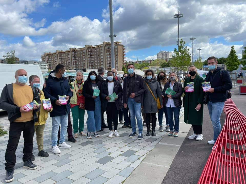NormandieNR's tweet photo. Dans toute la #Normandie les équipes de La Normandie nous rassemble à la rencontre des Normandes et Normands ce week-end pour échanger sur l'ambition d'une Région qui répare, qui protège et qui prépare, portée par @BoulangerMlani2 ! Rejoignez nous ➡️ https://t.co/oLEWk1Hxot https://t.co/GyWDmJsjh7