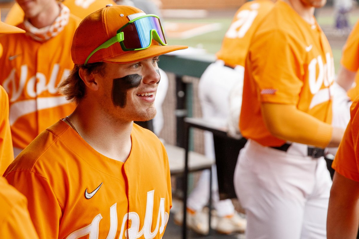 Vol_Baseball's tweet photo. How we feeling on this fine Sunday afternoon #VolNation? 😁

#GBO 🍊 #OTH https://t.co/rsLMbWlJeN