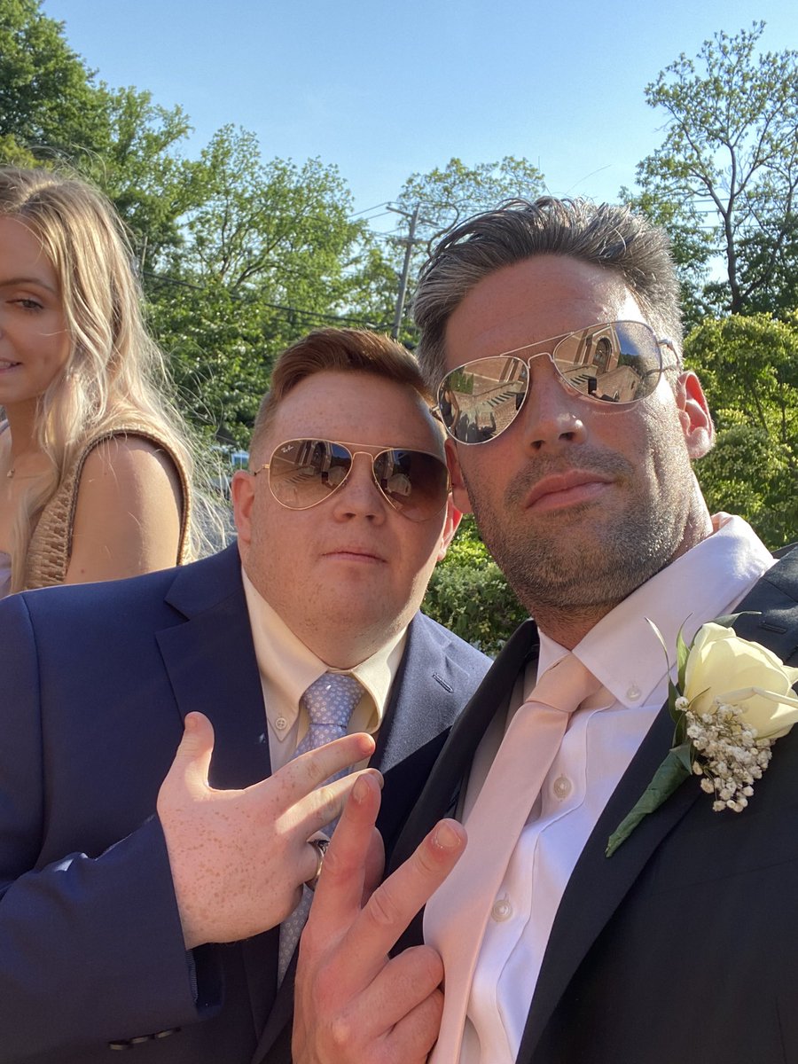 johnnies718's tweet photo. Ran into Mr. Steal Your Girl #odawg https://t.co/5qkJ9BCWBe