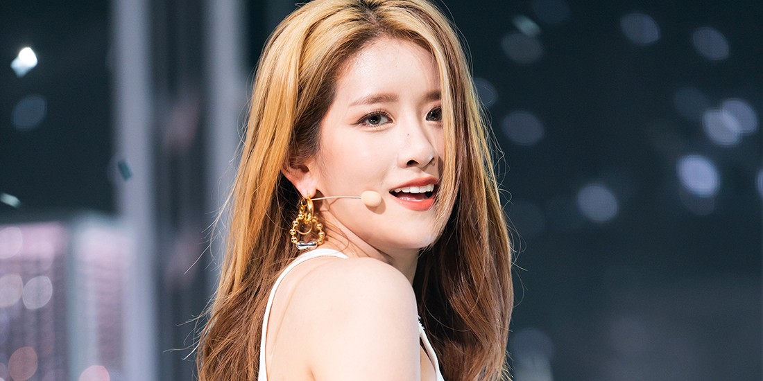 EXYLOOKS's tweet photo. YOU have a crush on exy from wjsn https://t.co/CZZFCVstII