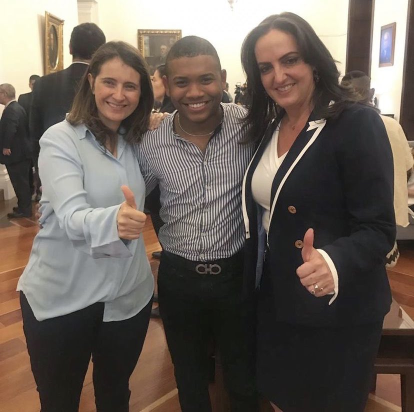 MiguelPoloP's tweet photo. Que nos dejen el país en nuestras manos por lo menos una semana, Pa que vean cómo lo ponemos a caminar derechito. https://t.co/nghN2cSvUT