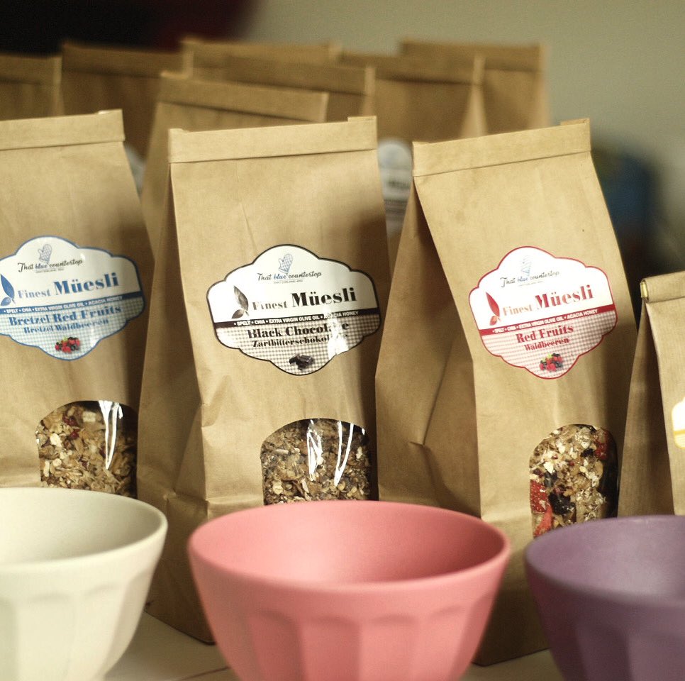 emmasmuesli's tweet photo. Old packaging, past memories #mueslilover https://t.co/NH6DbRVA7V