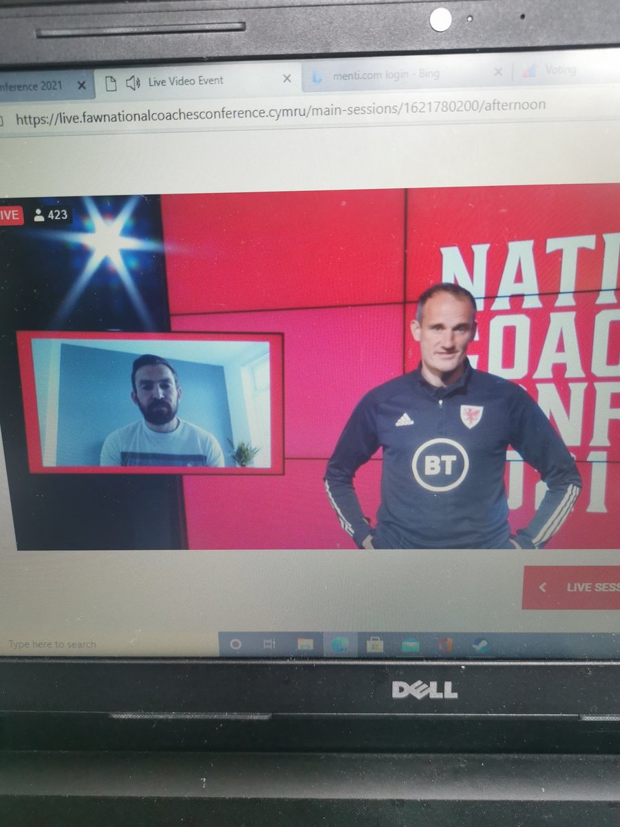 CharlieRoberts6's tweet photo. @AndyGbootneck what an inspirational speaker. Top class Andy best presentation from the weekend #FAWCoachConf #inspirational #mentaltoughness #controlthecontrolable https://t.co/uniARg2b1A