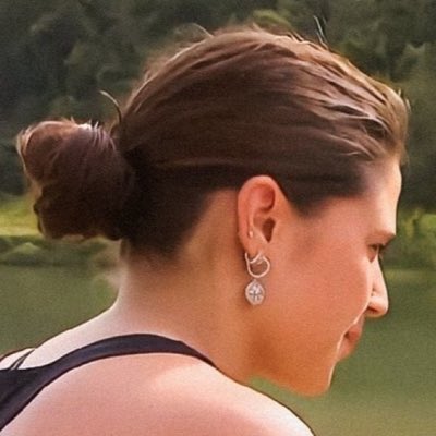 atamiyor1's tweet photo. kurt kışı geçirir ama yediği ayazı unutmaz her şeye inat şampiyon olacaksın ayşem

MutluYıllar AyşeYüksel https://t.co/gDG65fNcuJ