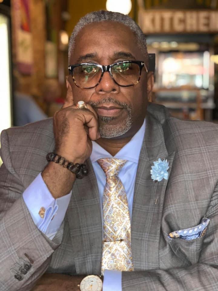 DrakeElementary's tweet photo. John B. Drake Elementary School has selected a New Assistant Principal. Please join us in congratulating Mr. Christopher Robbins on his new role as Assistant Principal of Drake!! We are so proud of him and excited about his new leadership role. #DrakeStrong #TheBestIsYetToCome https://t.co/aLf48Jr5oe