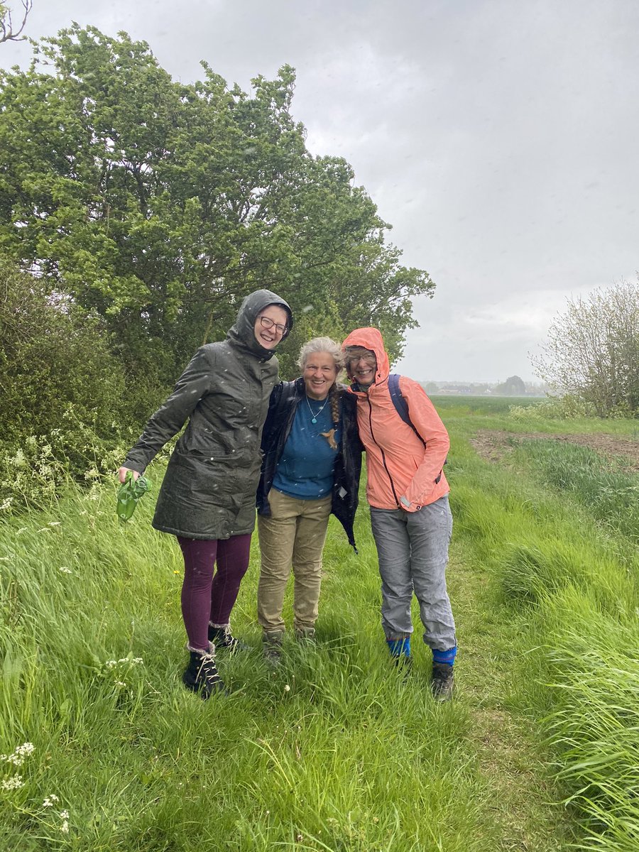 Cat_Gregory_OT's tweet photo. #TeamArthur 💚Sunday stroll for #starshinewalk21 ✨🌟💫
5 &amp;10 mile challenge and of course some cake 🍰 https://t.co/Q4MZuZgNLh