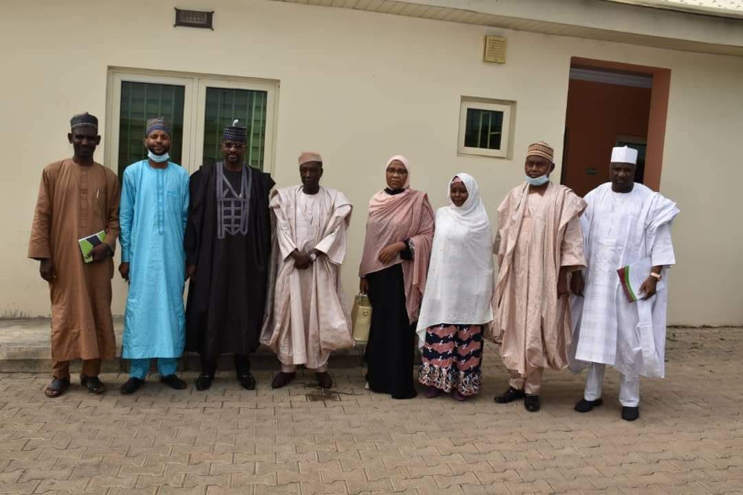 Hosted the mgt staff of Yusuf Maitama Sule University, Kano led by its VC Prof. Mukhtar Atiku Kurawa in my office during the week.
The VC has sought for intervention which I promised to connect them to relevant donor agencies.
I am glad their college of Agric will soon be active.