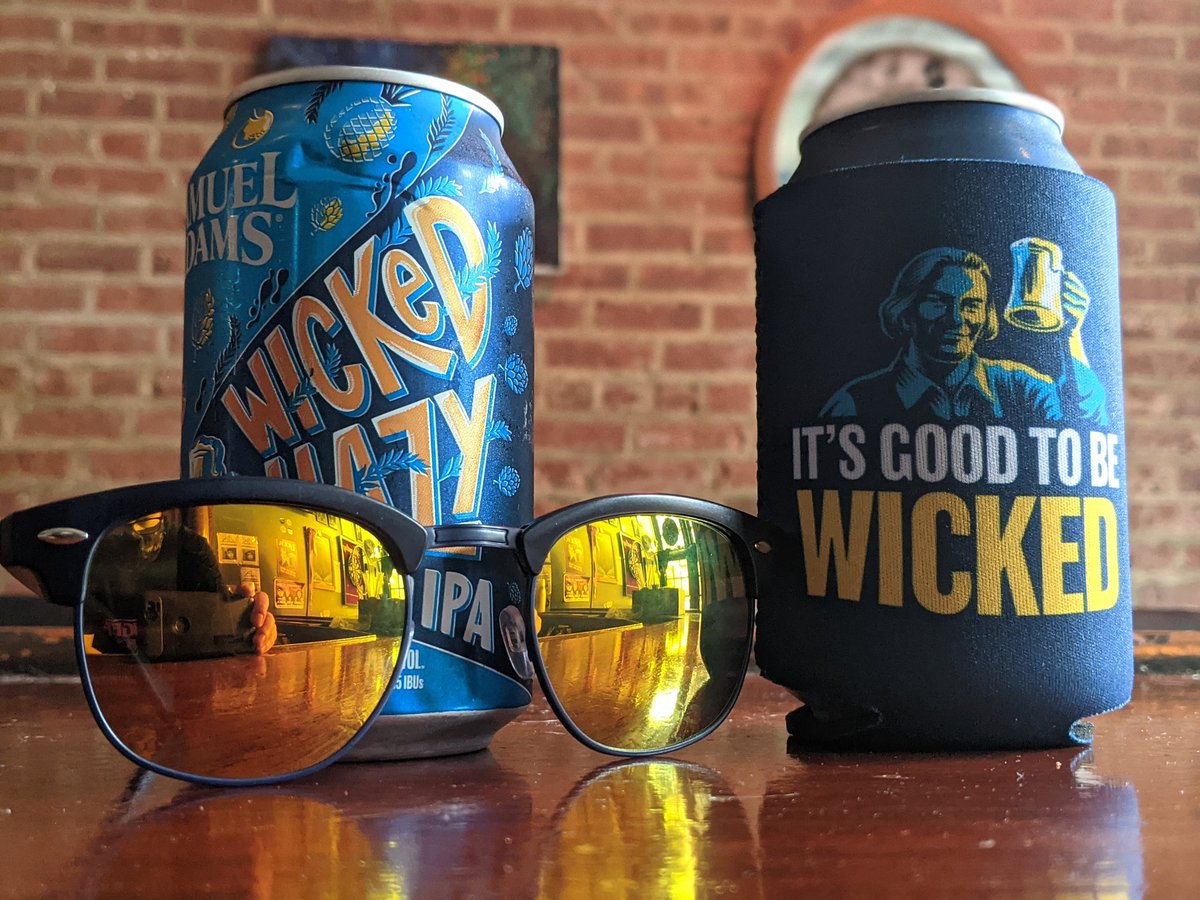 thealehouse1034's tweet photo. TODAY @SamuelAdamsBeer Wicked Happier Camper Tour stops here @ 3p. It will be outside with giveaways, while inside we'll have Sam Adams Wicked Hazy IPA for $5!
11th & Willow
#Hoboken
#dogfriendy #wearamask😷 #ɢᴇᴛᴠᴀᴄᴄɪɴᴀᴛᴇᴅ💉#billards🎱 #shuffleboard #darts🎯 https://t.co/xE9AIUF1Ts