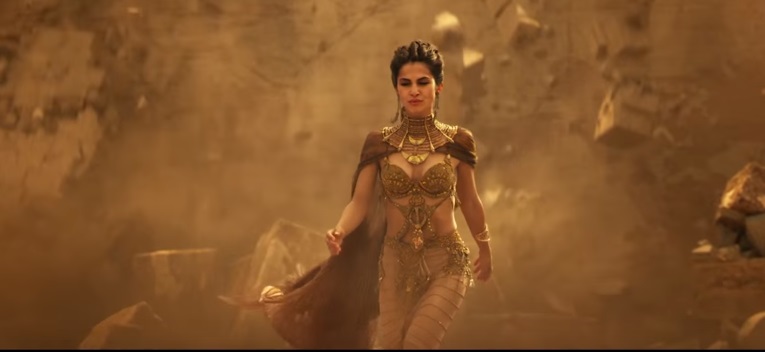 Walking back onto twitter like a boss.