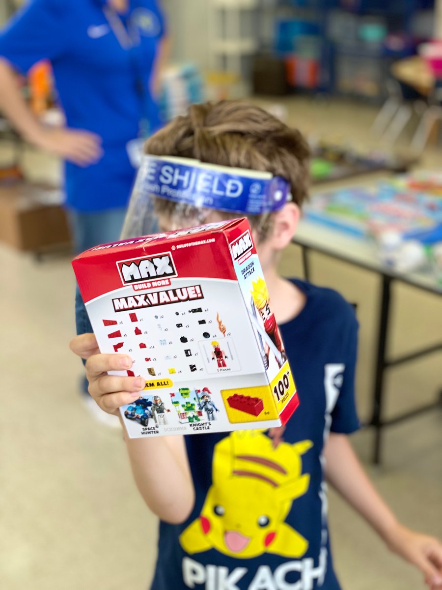 SWETornadoes's tweet photo. IReady Store Quarter 4 was a huge success! The kids worked so hard, it was wonderful to celebrate their success! @anniehembrook https://t.co/c3D8J1OhzM