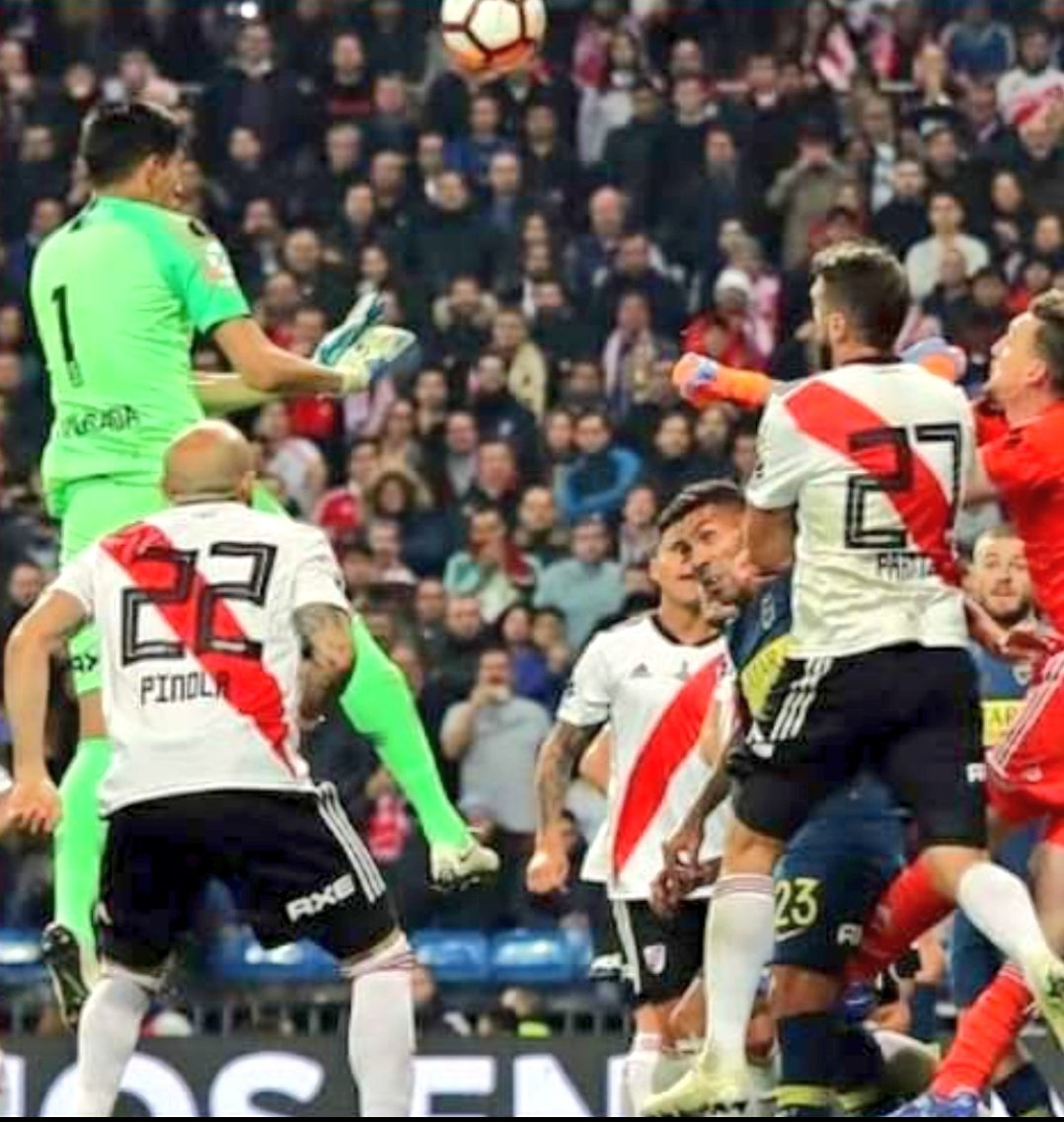 El buzo verde que quedará para siempre en la Historia de River Plate.