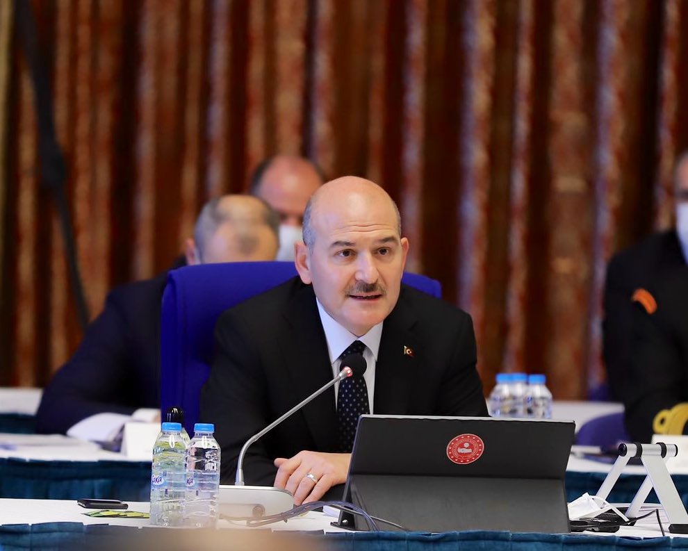 Ülkemizin huzuru ve
güveni için gece gündüz demeden çalışan, terör örgütlerinin korkulu rüyası <a href="/suleymansoylu/">Süleyman Soylu</a> #SoyluBakanaSelamOlsun