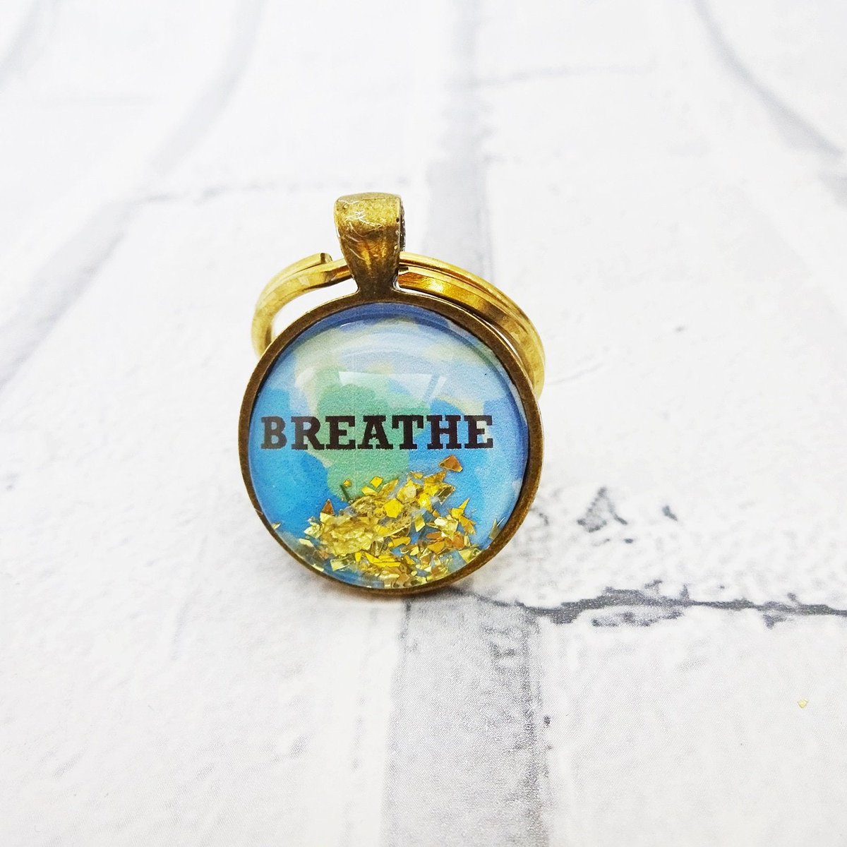 martisanne's tweet photo. Breathe keychain, Exhale keyring, Spiritual jewelry, Yoga quote, Positive affirmation, Worry, Stress help, Quote keyfob, Anxiety gift, Q2 https://t.co/P0XmwZm1j1 #TMTinsta #EtsyTeamUnity #SelfHelpGift https://t.co/ILOM1y6iqM