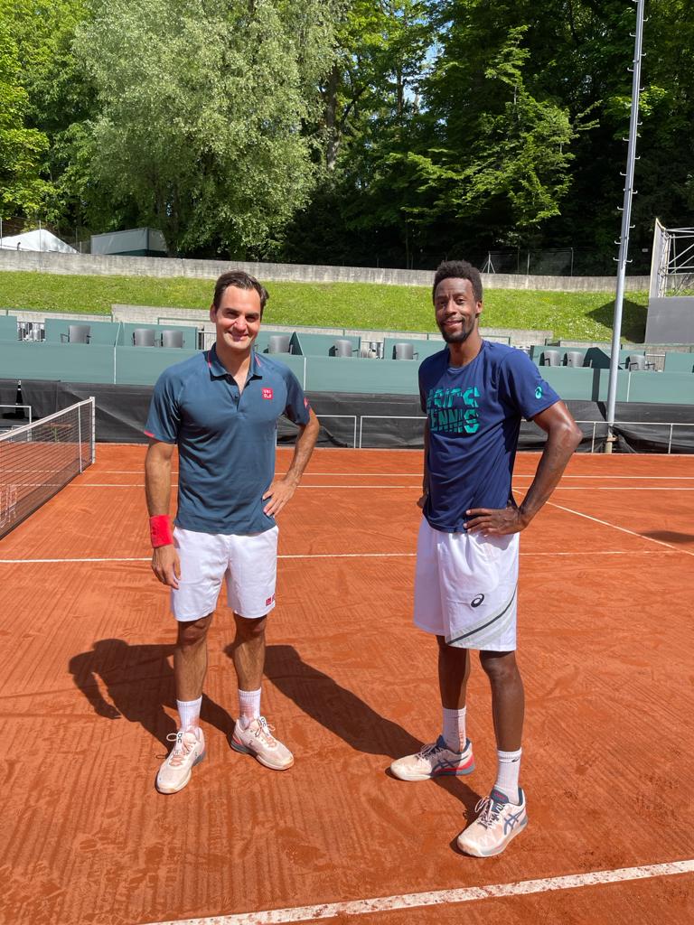 Gael_Monfils's tweet photo. Thank you @rogerfederer for this weekend, always a pleasure to share the court with you. You are a big inspiration on and off the court. Happy to see you back on court 🐐 https://t.co/Gnbl41MNsg