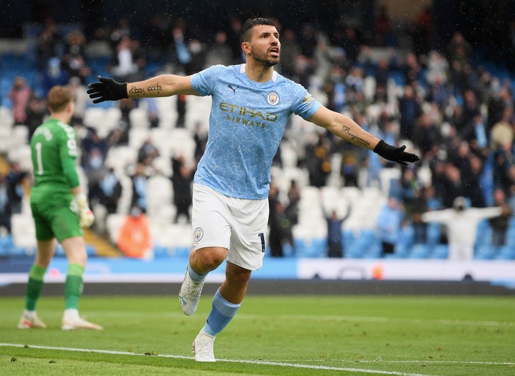 City_Chief's tweet photo. 𝗦𝗘𝗥𝗚𝗜𝗢 𝗔𝗚𝗨𝗘𝗥𝗢

👕 275 Apps
✅ 185 Wins
⚽️ 184 Goals
🅰️ 47 Assists
📊 86 Minutes per G/A
🏆 5 Trophies

The Greatest Striker in Premier League History! 👑 https://t.co/XNUJLUilcu