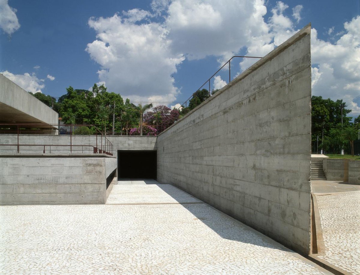 MASContext's tweet photo. Architect Paulo Mendes da Rocha has died. He was 92.
https://t.co/YXqd65aFqm

In 2006, Mendes da Rocha received the @PritzkerPrize.  https://t.co/0ddfM8m9se https://t.co/yJBUWR6R54