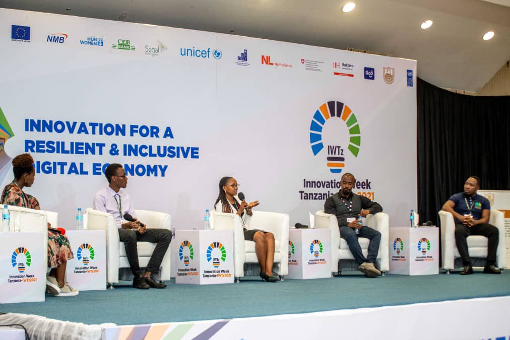HarriethPeter's tweet photo. Innovation is about co-creation and resillience. It was an honor to be a pannelist in this year’s Innovation Week Tanzania.
@smartclasstz #edtech #IWTz2021 https://t.co/70h7ajAvYg