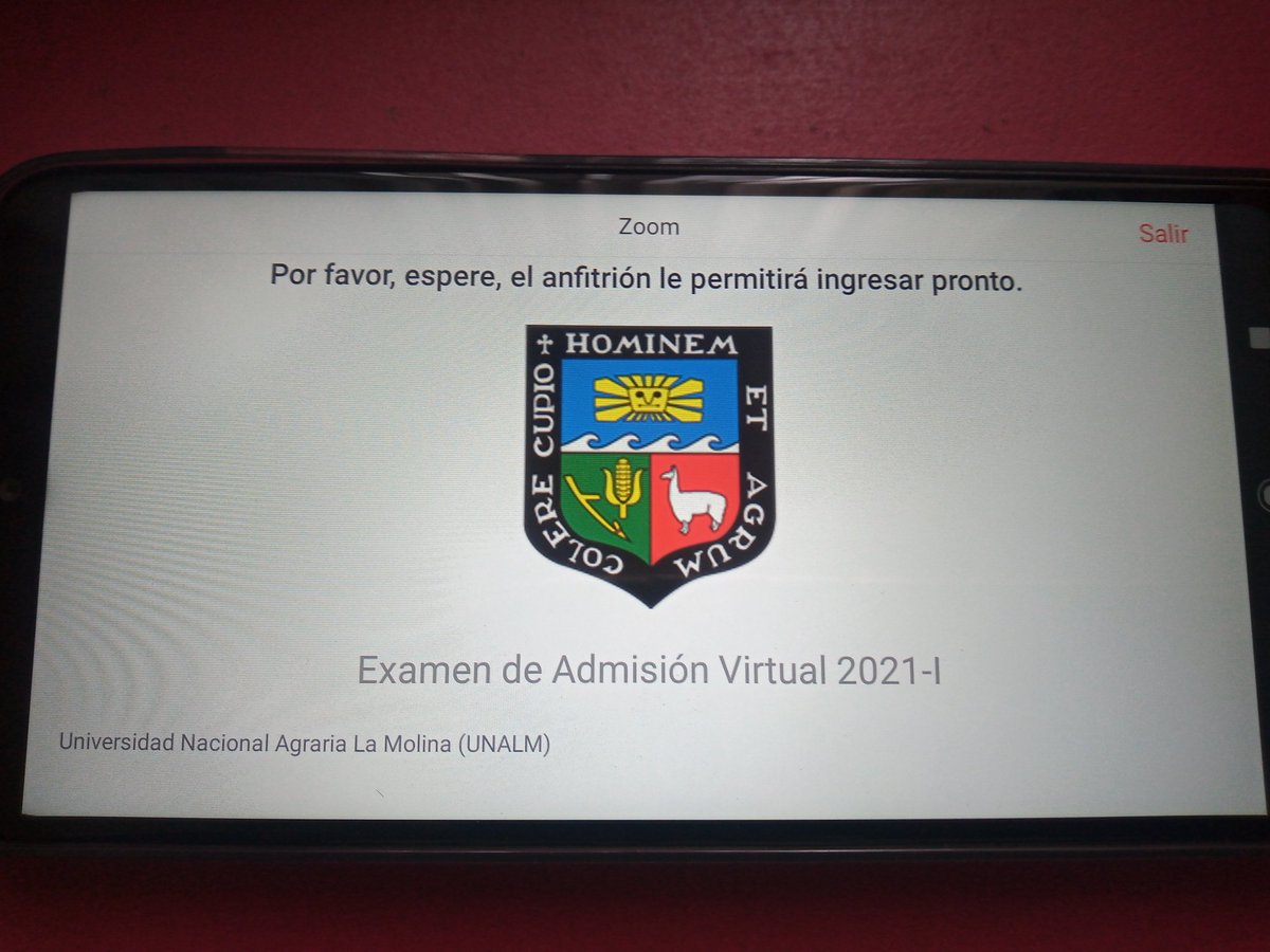 KattyLaura4's tweet photo. @Defensoria_Peru  el día de hoy estaba programado el examen de admisión de la universidad Agraria, sin embargo no enviaron los enlaces, los organizadores no se pronuncia sobre lo ocurrido. Solo han aceptado a un grupo reducido para que rindan el examen sin los controles necesario https://t.co/fgLYg5NeL3