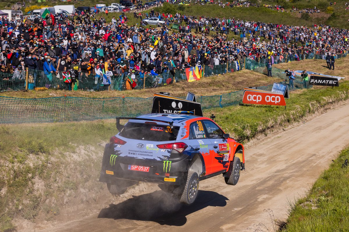 OliverSolberg01's tweet photo. What a way to finish a rally! Flying over that jump in Fafe was really something so special! 🤩

I’m really grateful to the team and @HMSGOfficial for all the work this weekend - and also a big thank you to the organisers here in Portugal, they did a fantastic job! 🙌🇵🇹 https://t.co/I0bU4PvvZt