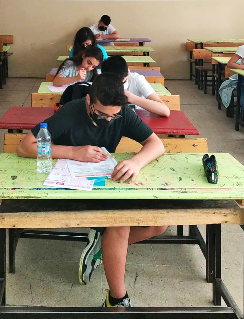 kosuyoluoo's tweet photo. Milli Eğitim Bakanlığımızın uygulamış olduğu DYK kurslarında,kendi öğretmenlerimiz tarafından hazırlanan sorularla 8.sınoflarımıza deneme sınavı yaptık.Tüm öğretmenlerimize sonsuz teşekkürler.@Mehmet_Bulut21 @BaglarMEM21 @tcmeb @munirkaraloglu @belediyebaglar @ziyaselcuk https://t.co/rdKTJVvQR1