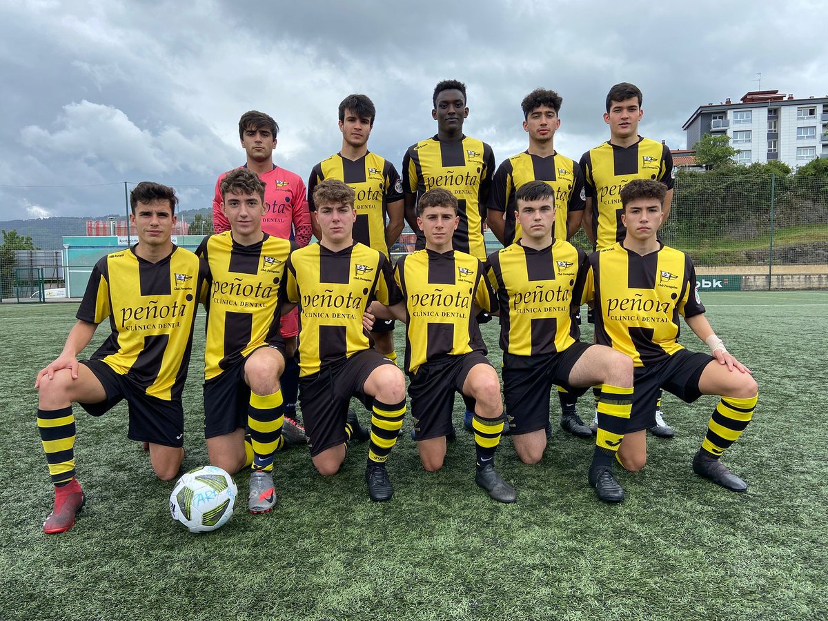 clubportugalete's tweet photo. Imagen de nuestro #JuvenilB que ayer se enfrentó al @SDRetuertoSport
#aupaportu 🖤🐝💛 #portubase #futbolbase
@delikatessenangulo #PeñotaClinicaDental @BarDeSonrisas
#Trueba @euskadilowcost
#Torrealday #Axa @realenglishportu #Kurrusku @OpticaElias #portukirolak https://t.co/3K8lHAhpxe