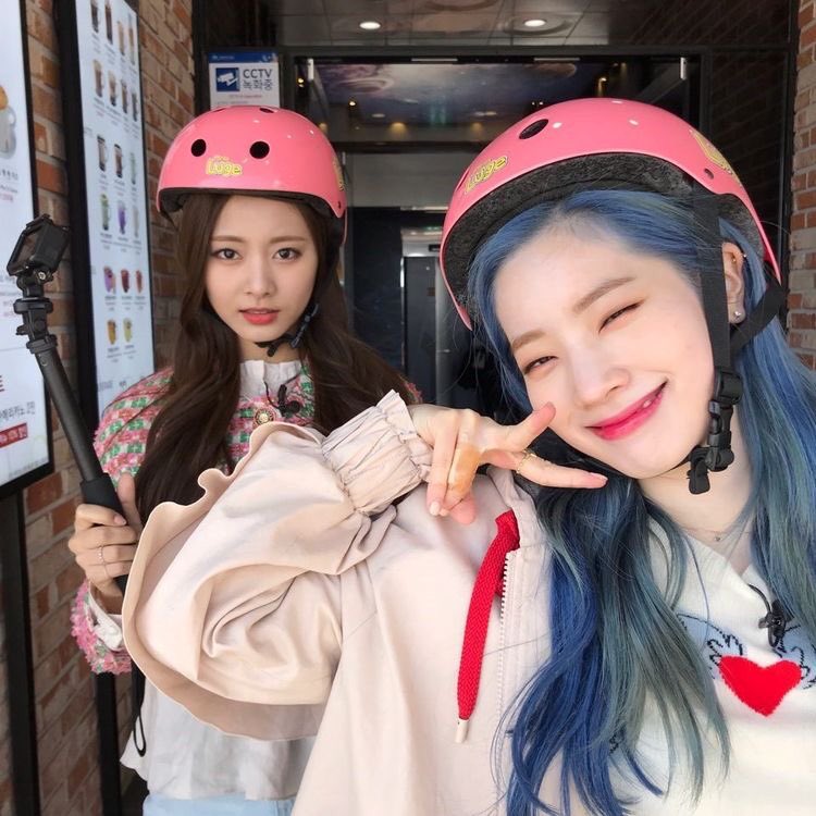 _heptamam's tweet photo. с малышкой дахён. ♥️🥺 https://t.co/JKrQsxX6K1