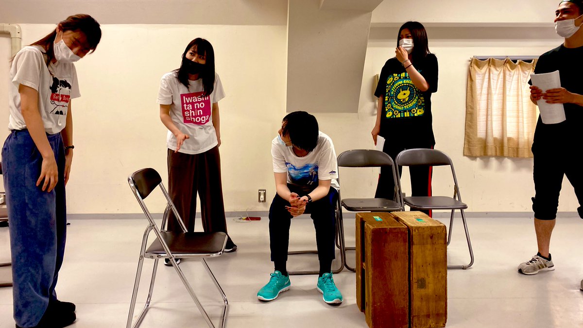 hitomis1127's tweet photo. #スラグライン 5話 の稽古終了🔥

https://t.co/kqMei2RFbP

どんな本番になるか…
本っ当に楽しみ❤❤✨

ご予約の際はメッセージ(自由入力)って欄に｢島名ひとみ扱い｣と言うのをお忘れなく.ˬ.

#イルカ団 https://t.co/gslTpP5idR