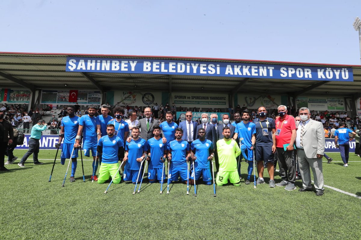 tahirshn_mia's tweet photo. Tebrikler  Şampiyon🏆. Avrupa Ampute Şampiyonlar liginde şampiyon olan #sahinbeybelediyespor'u tebrik ediyorum. https://t.co/jdI2V0nPNB