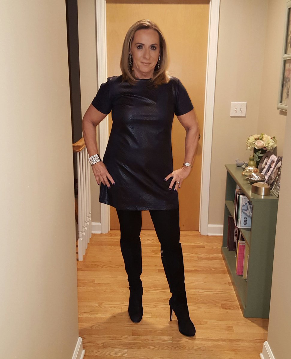 follow_Phyllis's tweet photo. At #almost70 I truly believe good #nutrition & daily #movement are the fountain of youth.
#Over50 #over60
#over50fitness
#strongwoman
#bodybuilder
#bodybuilding
#fitness #gymlife
#stayfit #getfit
#fitfam #justdoit https://t.co/vxXYlt11aG