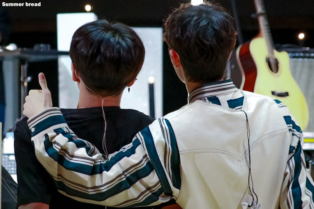summerbread_'s tweet photo. 210523 SPRING TO US Encore
#호피폴라 #김영소 #하현상

동글동글 막내들 수고 많았어요 ᰔᩚ https://t.co/Uci8y7SoDg