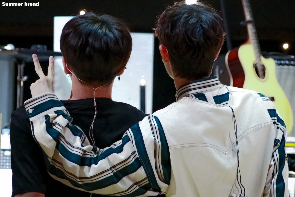 summerbread_'s tweet photo. 210523 SPRING TO US Encore
#호피폴라 #김영소 #하현상

동글동글 막내들 수고 많았어요 ᰔᩚ https://t.co/Uci8y7SoDg
