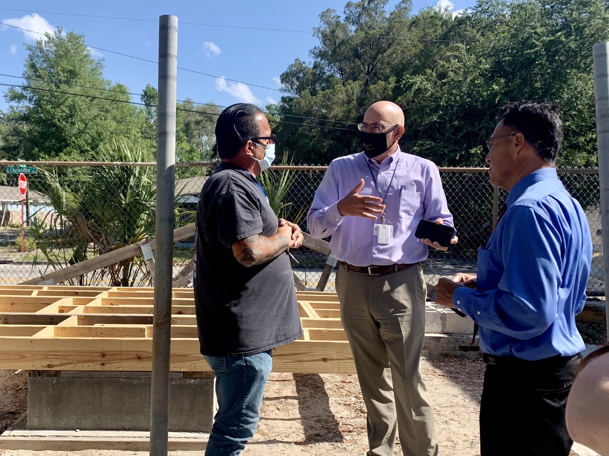 ErwinCollege's tweet image. So excited to show case our programs at Erwin to Mr. McAuley and guests. 
CAREER IN A YEAR NO LOANS TO REPAY. 
#FLTech
#CareerInAYear
#CTE
#GetThereFL