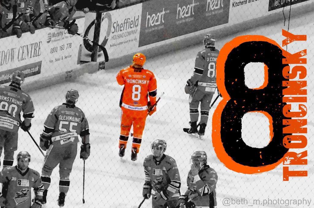 MemmottBeth's tweet photo. RIP Tron๐งก๐@steelershockey #sheffieldsteelers #IceHockey #riptron #hockey #eihl #steelers #bleedorange https://t.co/zjwkx2pXGR