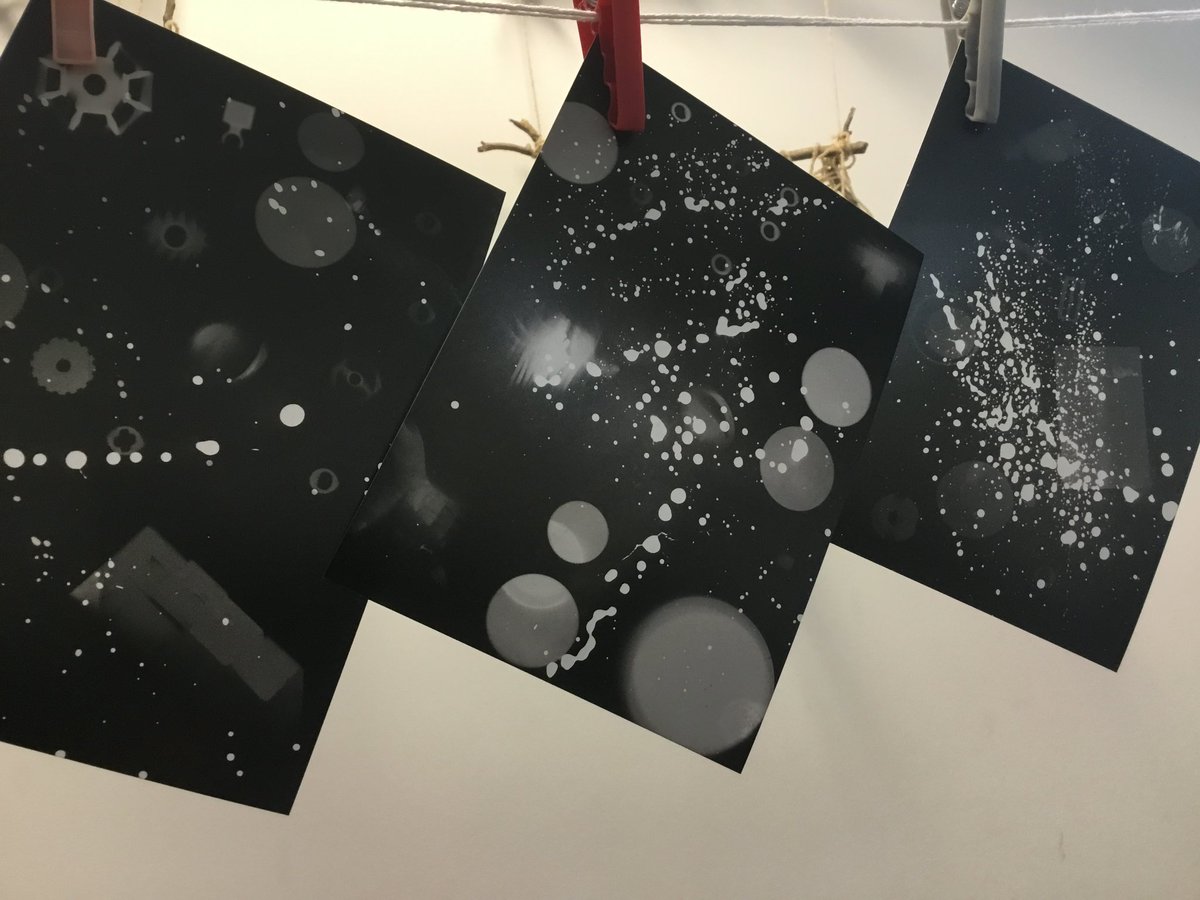 PoldenBower's tweet photo. On Thursday, Elmwood were lucky to have a visit for a photography artist. One of our classrooms became a darkroom and some of our students had fun finding out how cameras work and even experienced creating their own photos!

#SPAEDA
#quantocked
#inthefootsteps
#BelieveYouCab https://t.co/X8dHda6Ktl