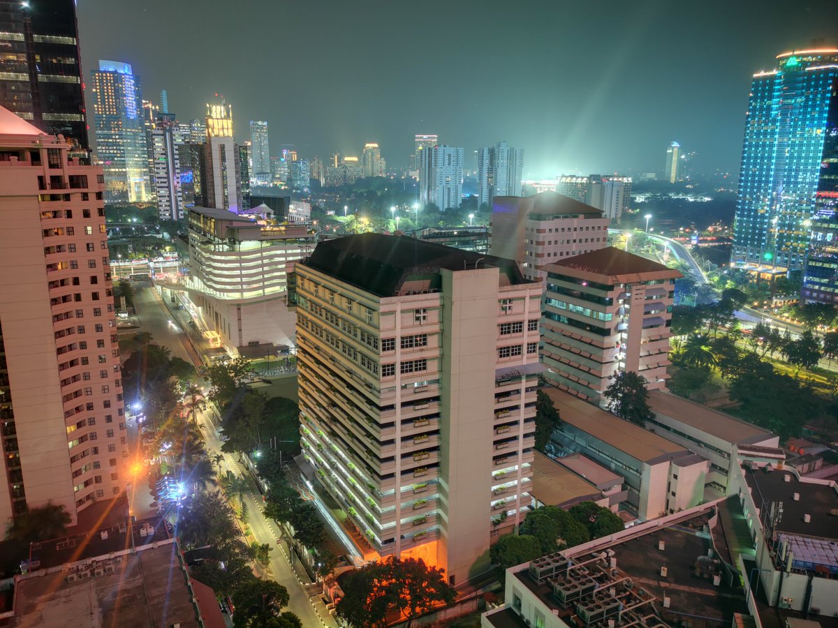 dmalikus's tweet photo. @LUFC Jakarta, Indonesia @indoLeedsUtd https://t.co/CL1eVyHEgZ