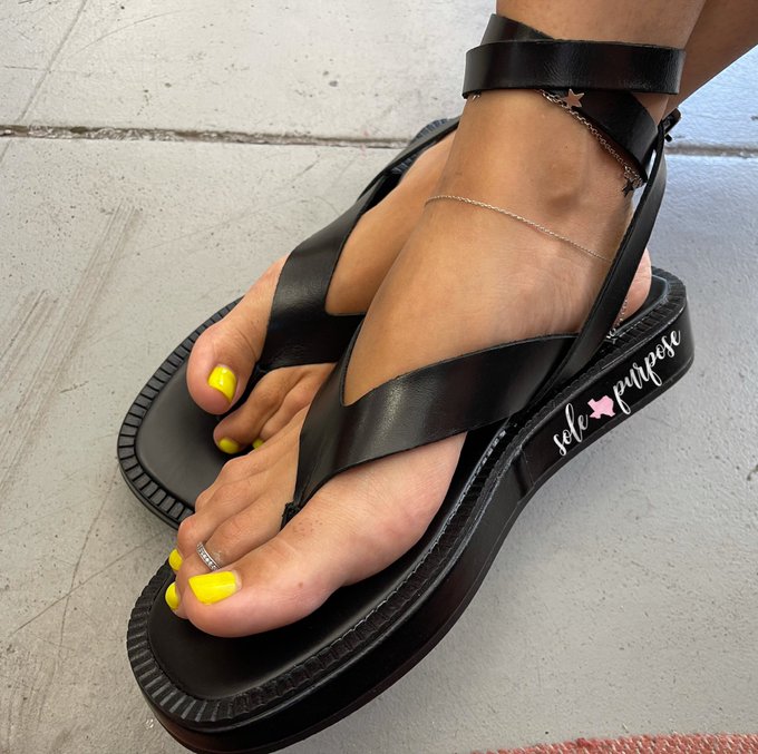 #feet #footfetish #soles https://t.co/3Hc95s4Xks<a href="/tag/feet"class="tags">#feet</a><a href="/tag/footfetish"class="tags">#footfetish</a><a href="/tag/soles"class="tags">#soles</a>